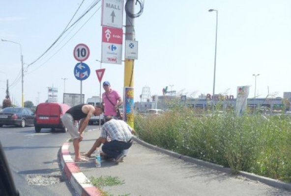 Panică în sensul giratoriu de la Maritimo: unui bărbat i s-a făcut rău